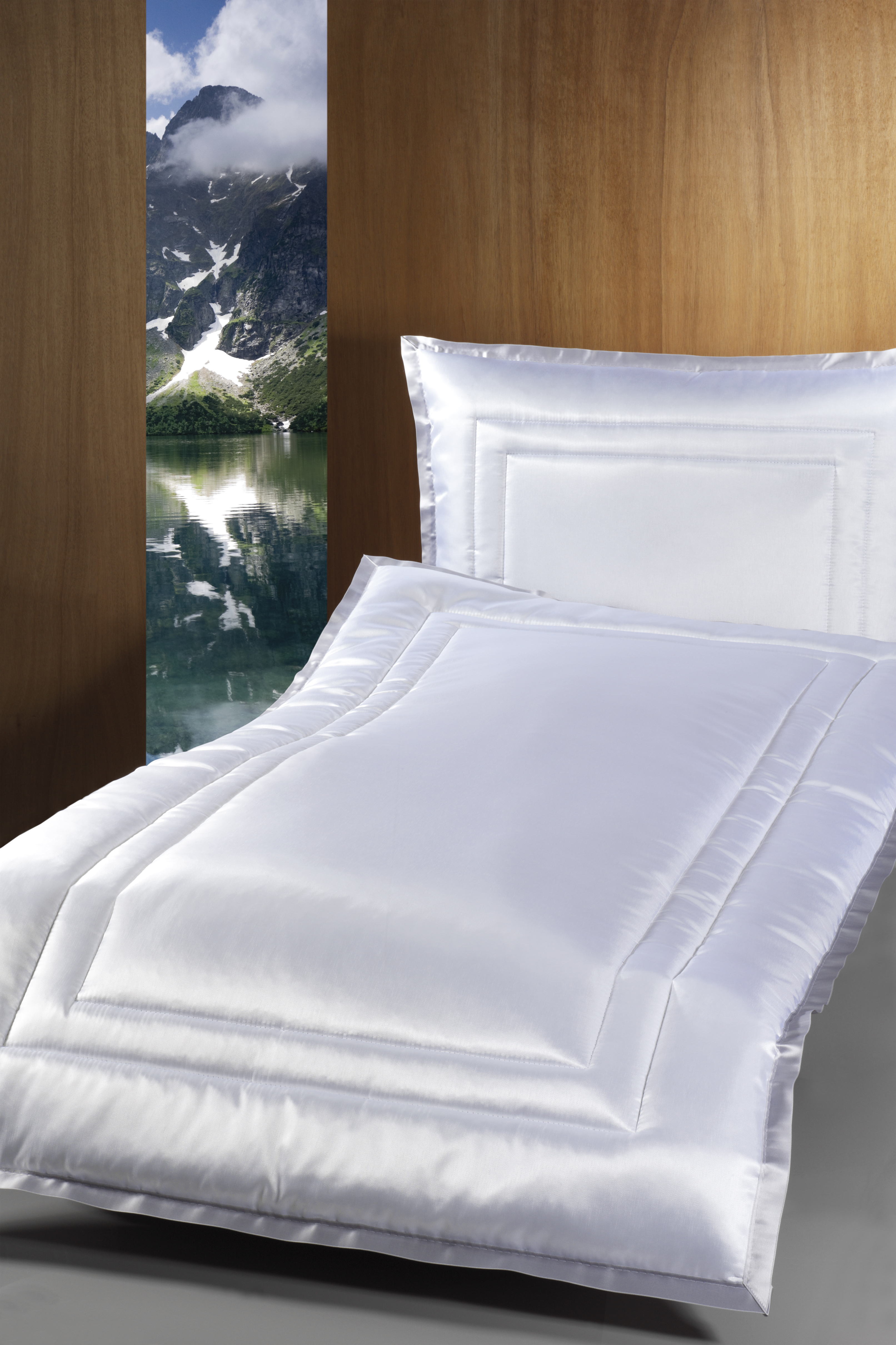 Deckengarnitur 138 Serge, lichtgraue Litze