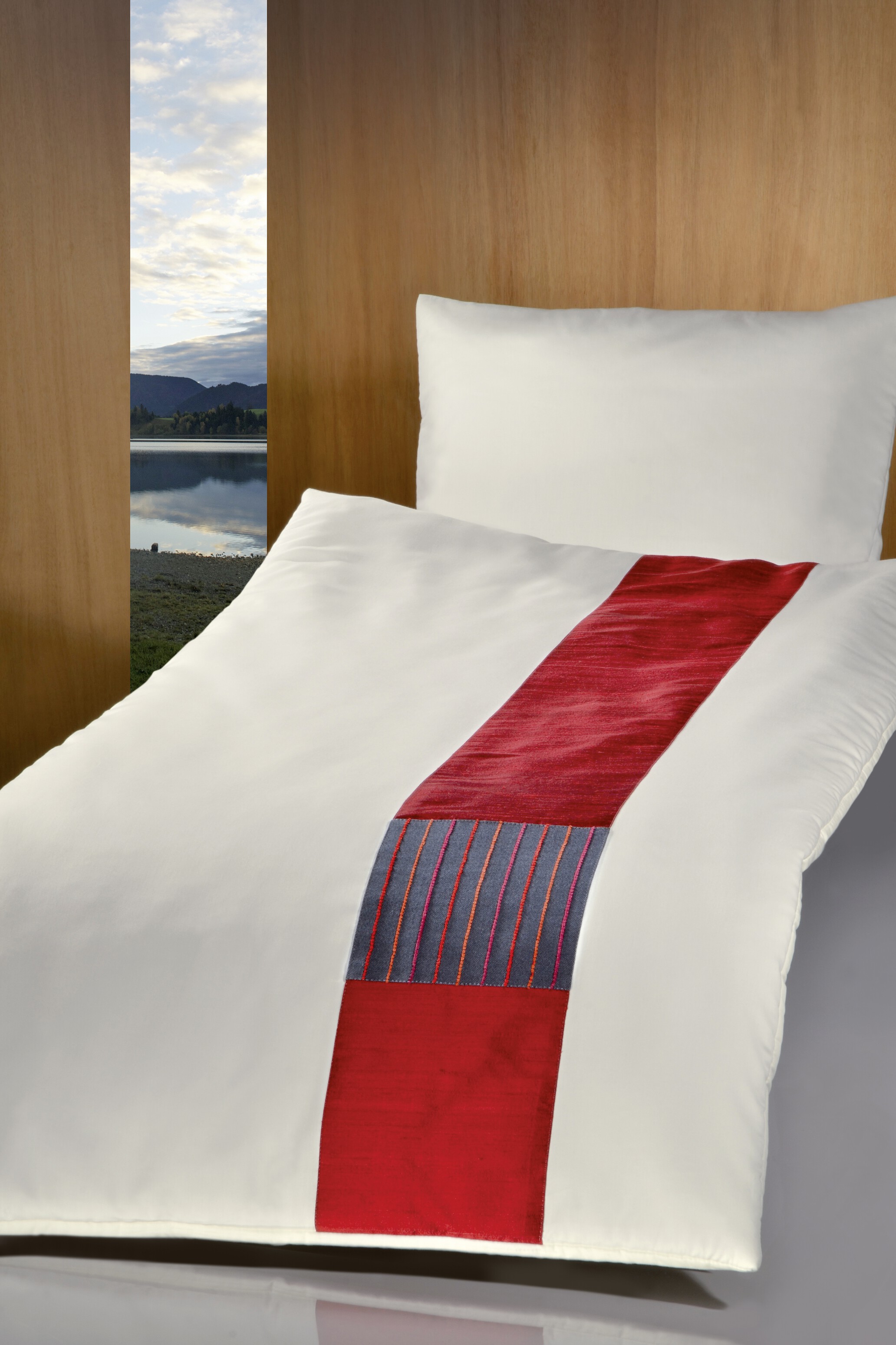 Deckengarnitur 011381 tv Jupiter elfenbein, roter Seidenstreifen und Handwebstoff dunkelgrau/rot